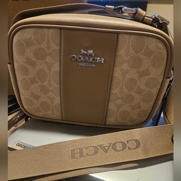 Coach Handbags - *SOLD* Coach Jamie Camera Bag - Signature Canvas *NWT*